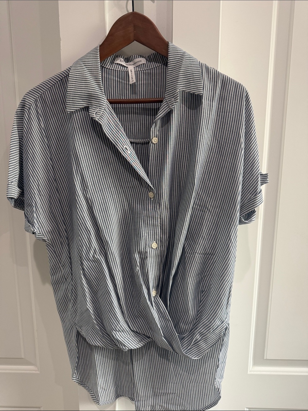 BCBG Striped Short-Sleeve Button-Up Shirt in Navy/White